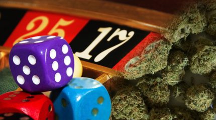 LOS MEJORES JUEGOS PARA BEBER Y FUMAR MARIHUANA EN PAREJA
